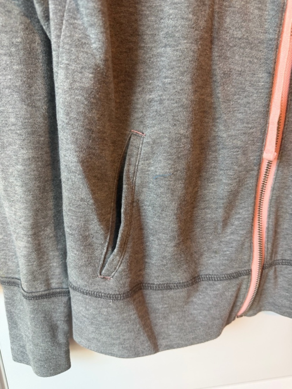 ⚡️Aerie Grey Zip-Up Hoodie with Pink Trim - Picture 4 of 4